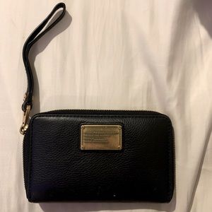 Marc Jacob’s “Sophisticato Mildred” Wallet